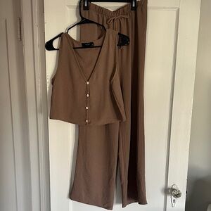 Brown Sleeveless Jumpsuit Set